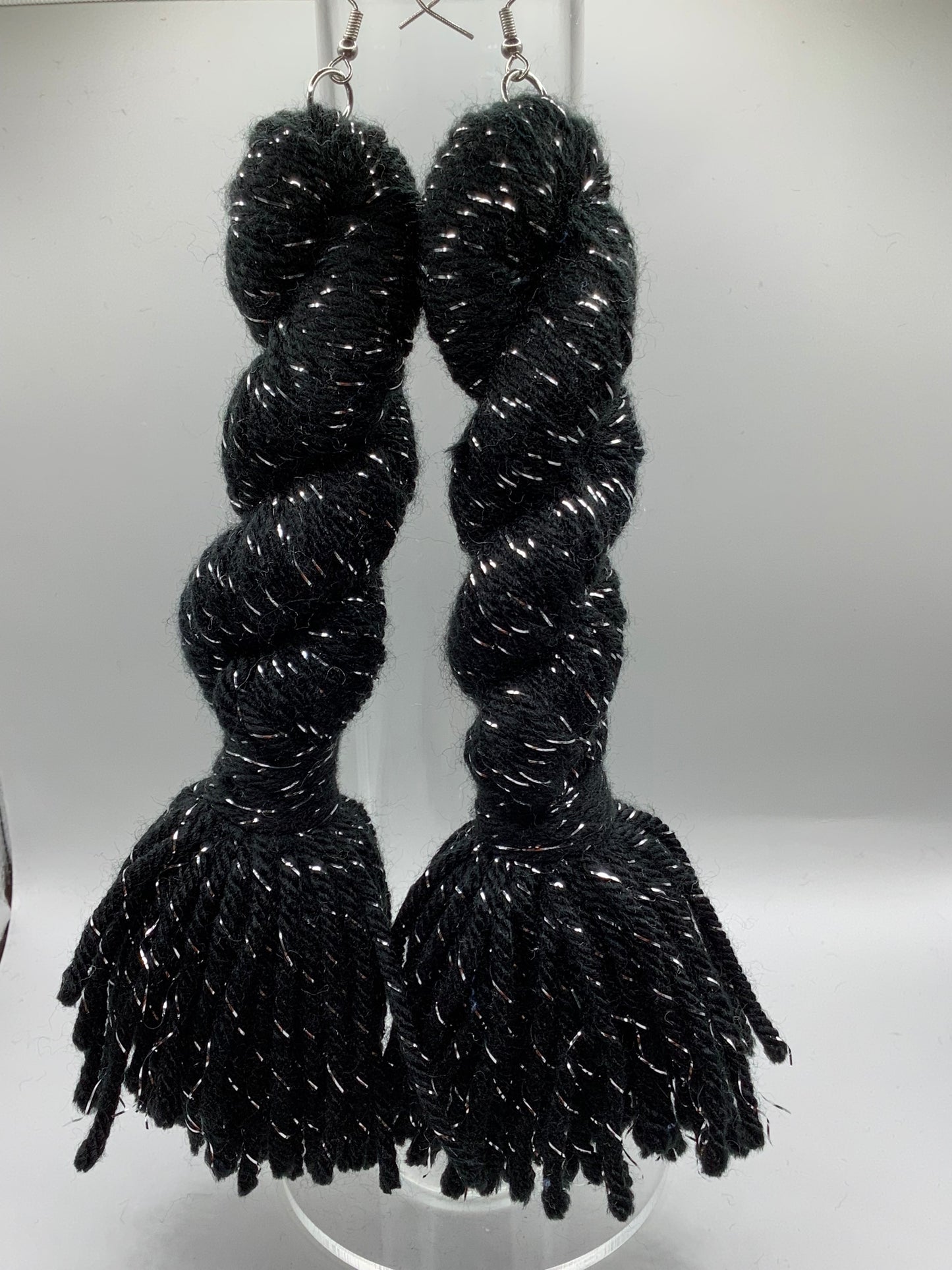 Black w/Silver Accent