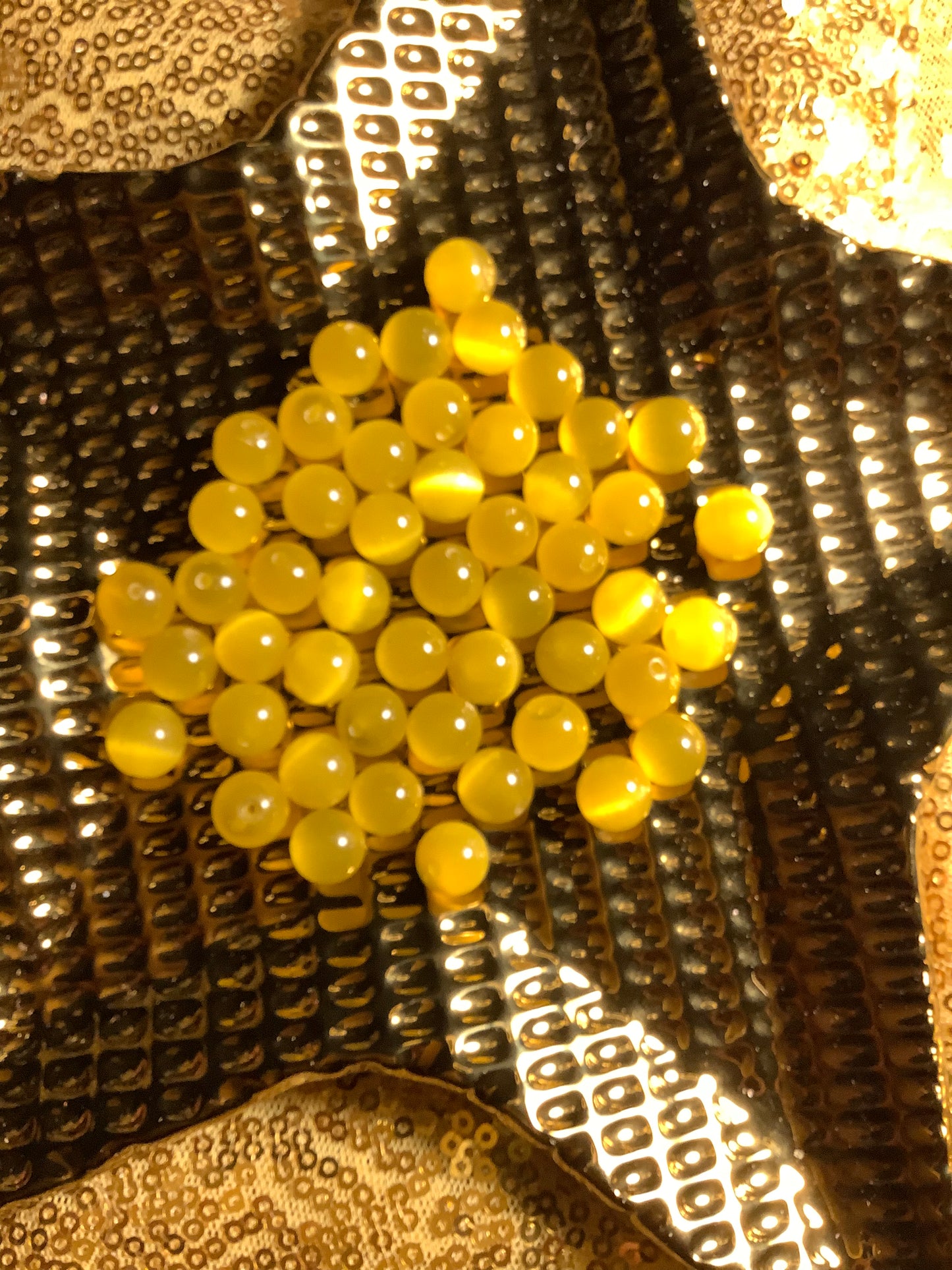 Yellow Cat Eye "Look"